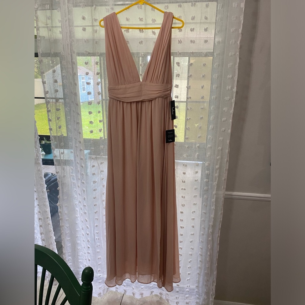 LULU'S Small - Blush pink sleeveless chiffon maxi dress floor length formal NWT